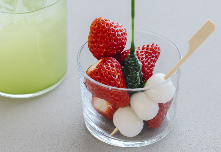 有機抹茶と御前崎産苺のチョコフォンヂュ